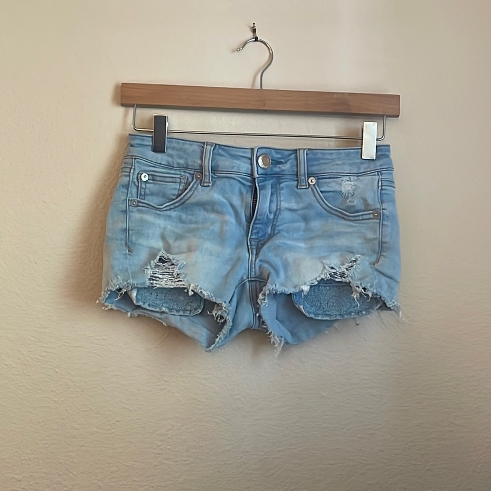 AE Shortie shorts